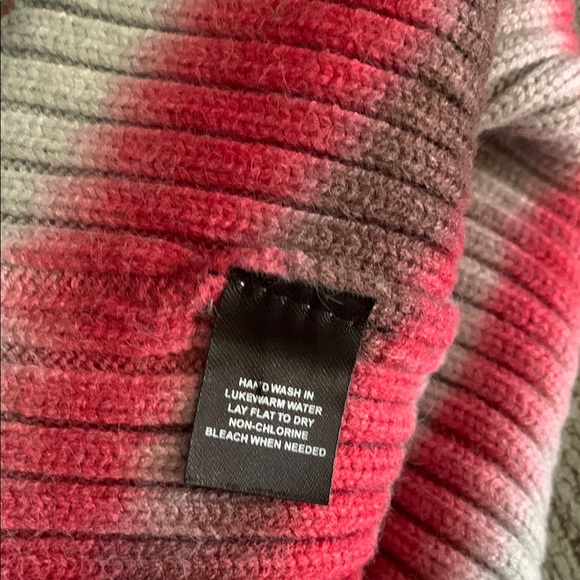 Multicolor Ribbed Knit Beanie - Picture 2 of 3